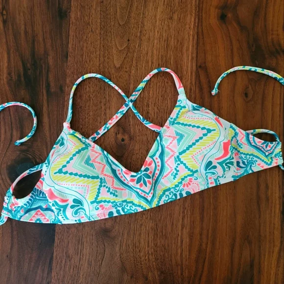 Bikini top bundle - Picture 2 of 8